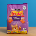 Friskies Surfin and Turfin Favorites Adult Dry Cat Food - Image 2