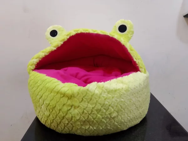 Semi- Enclosed Filling Round With Frog Shap Cat Bed Design – D - Image 5