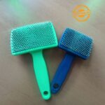 Multi Design Plastic Slicker Brush For Cats And Dog - Image 4