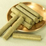 Cat Grass Teething Stick for Teeth and Hairballs - Image 3