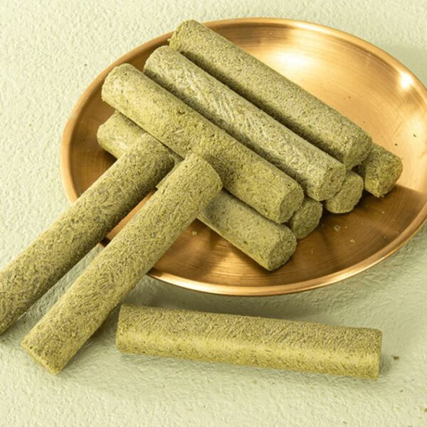 Cat Grass Teething Stick for Teeth and Hairballs - Image 3