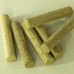 Cat Grass Teething Stick for Teeth and Hairballs - Image 5